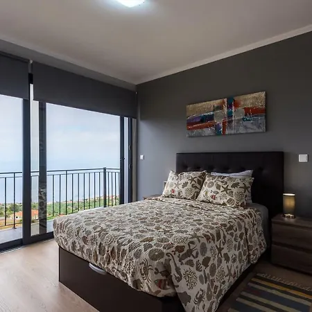 Casa Do Louro * Arco da Calheta (Madeira)