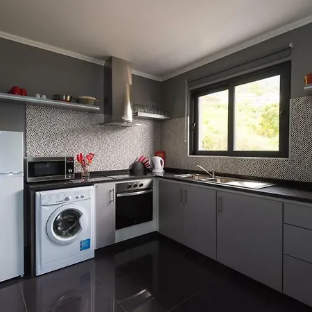 Casa Do Louro * Arco da Calheta (Madeira)