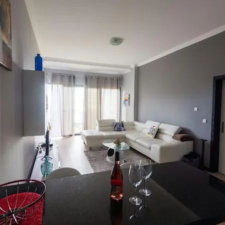 Casa Do Louro Arco da Calheta (Madeira)